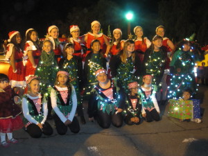 Elves, Christmas trees, and santa helpers.  I think there were even some presents.